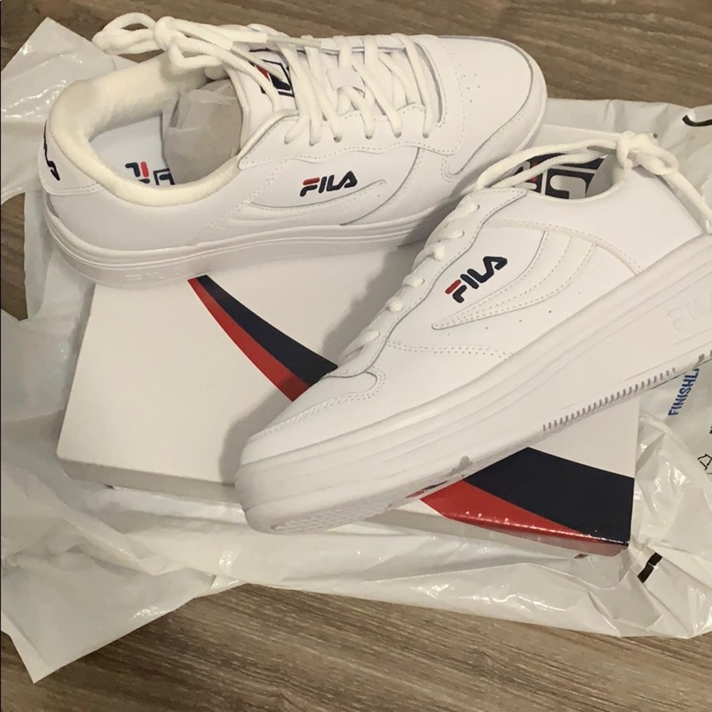 Women’s Sneakers